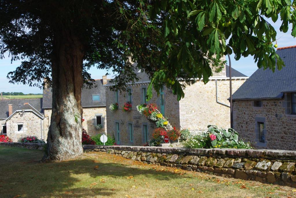 Le Domaine Des Jonquilles Camping Saint-Alban (Cotes-d'Armor)