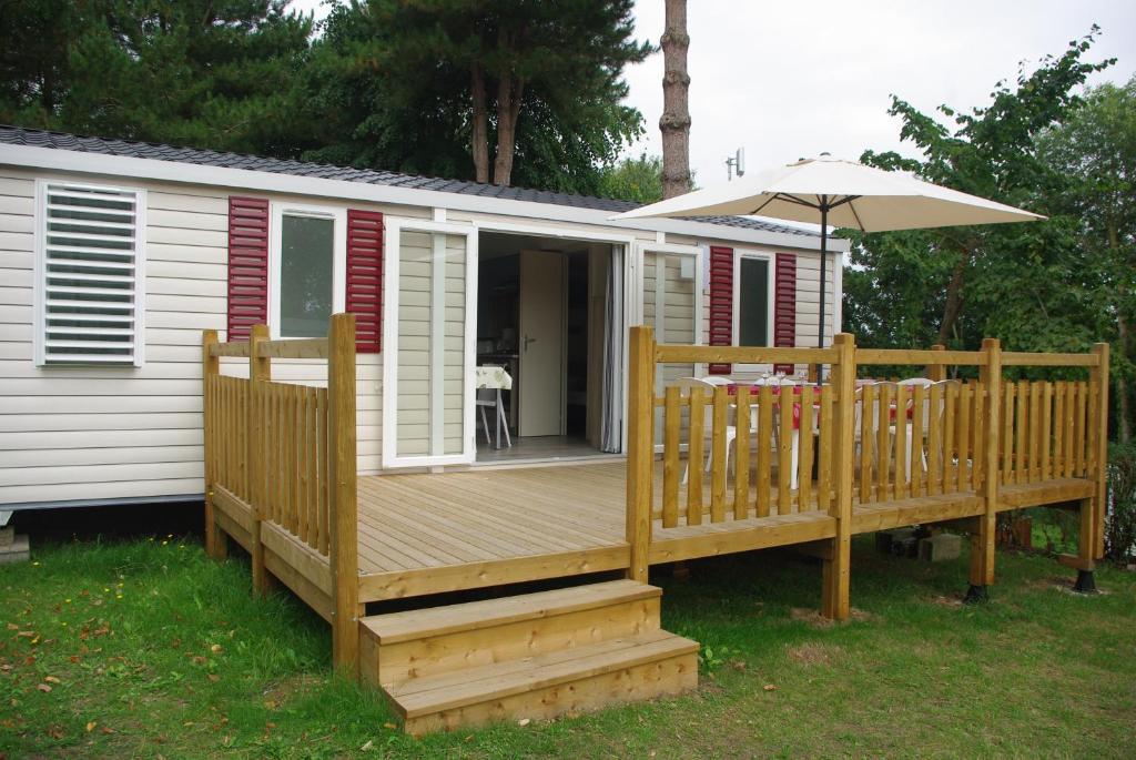 Camping Le Domaine Des Jonquilles Saint-Alban (Cotes-d'Armor)